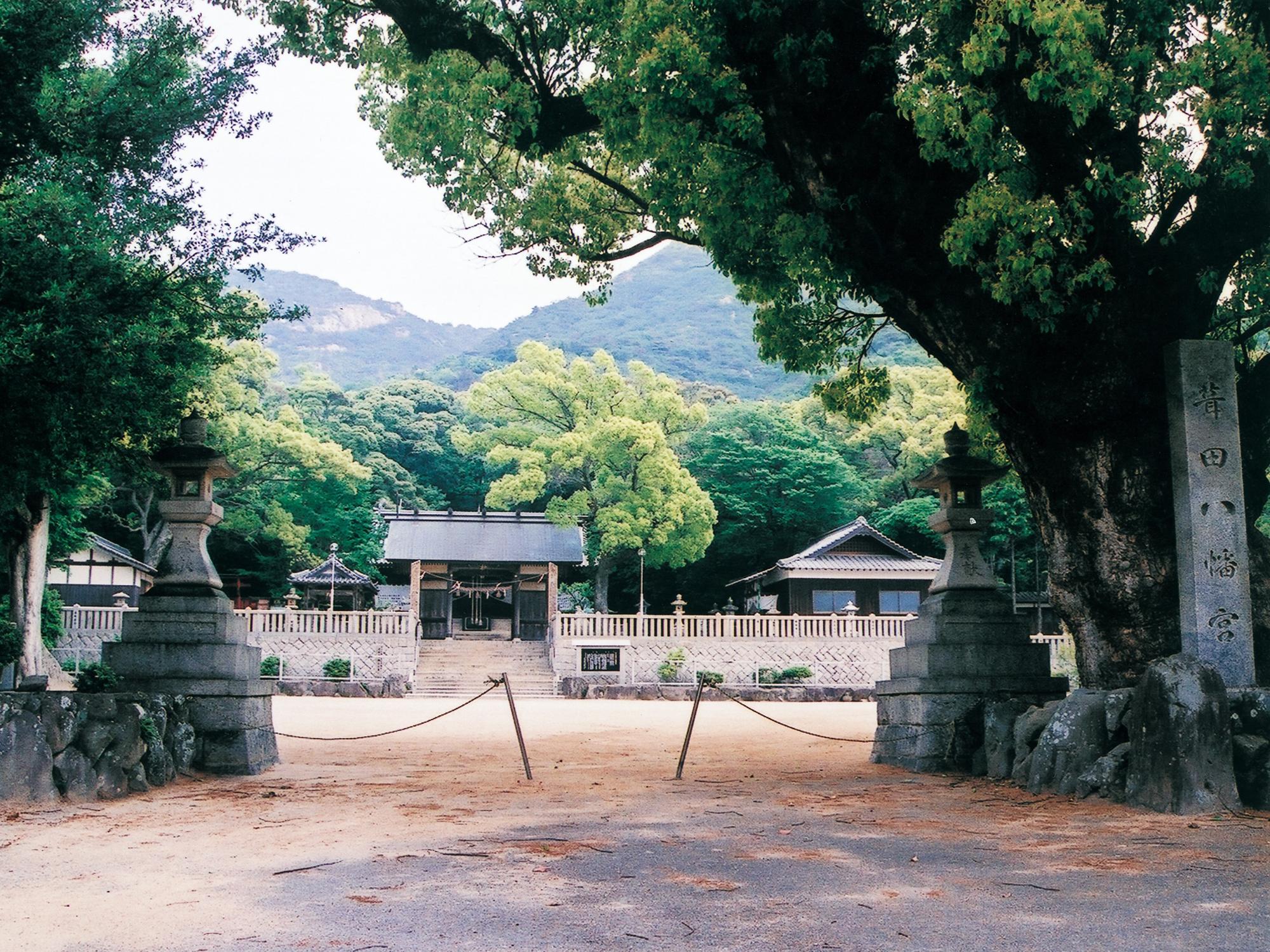 葺田八幡神社社叢