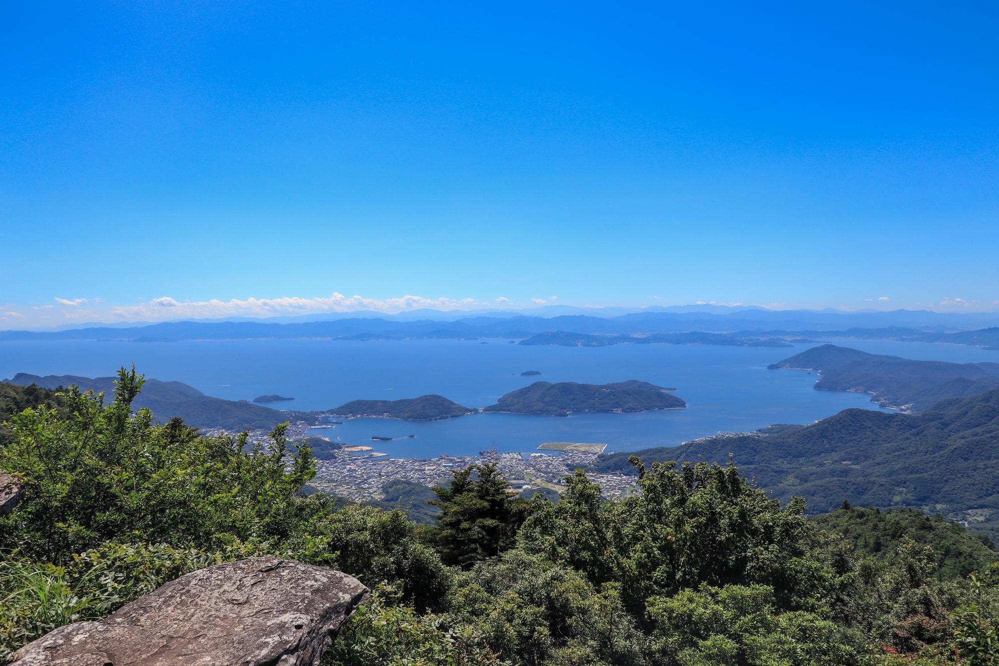 星ヶ城西峰からの展望