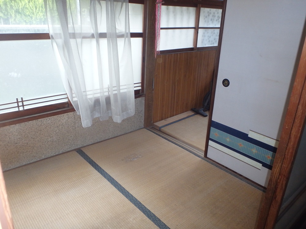detached 坂手