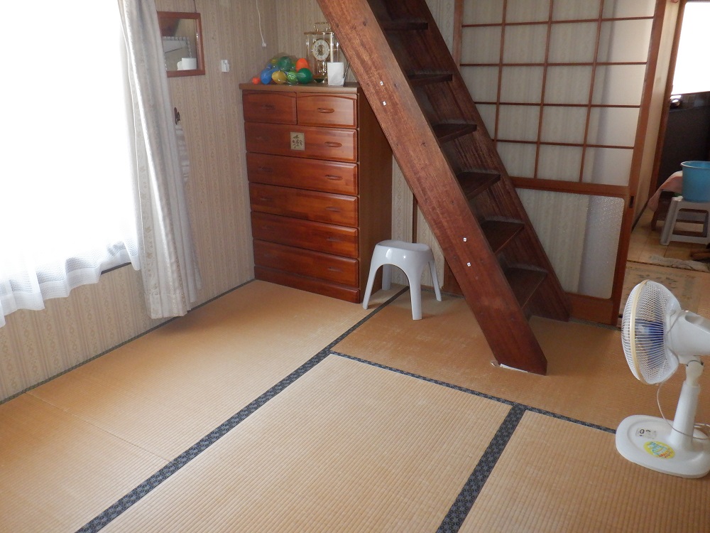detached 坂手