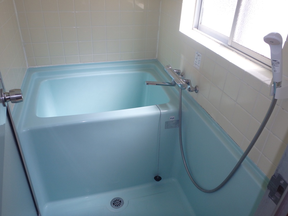 House in Shodoshima, Kagawa: Bathroom