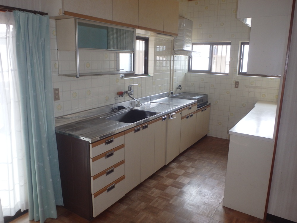House in Shodoshima, Kagawa: Kitchen