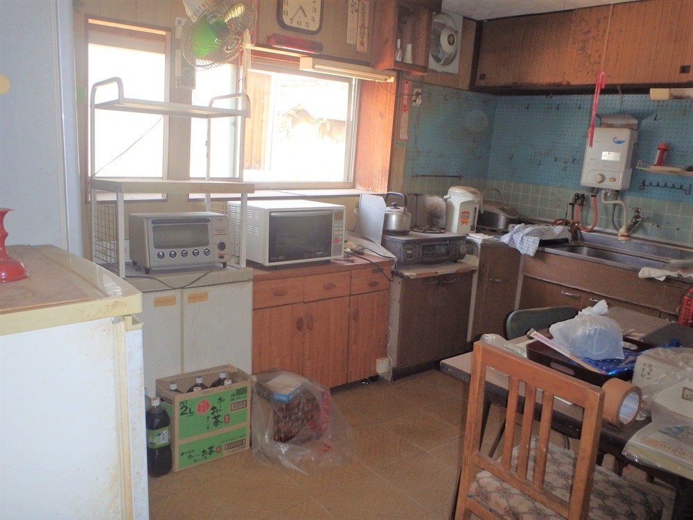 House in Shodoshima, Kagawa: Kitchen