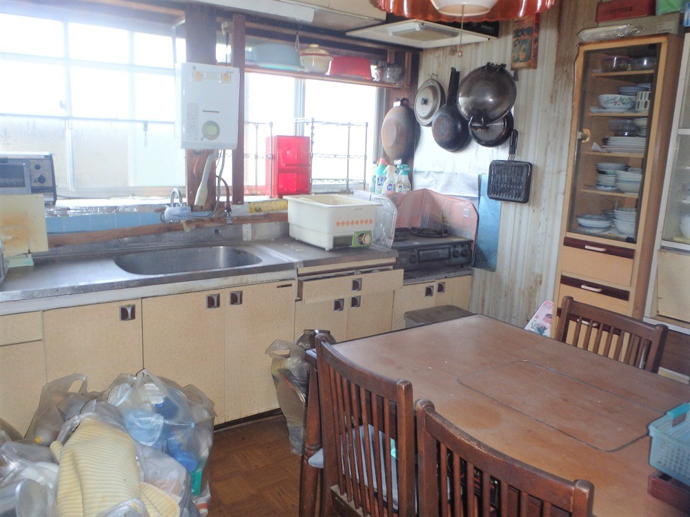 House in Shodoshima, Kagawa: Kitchen